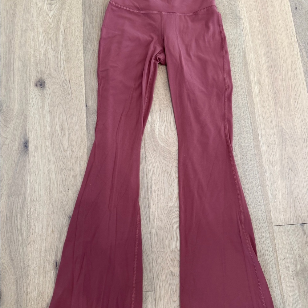 TNAction Rust Flare Activewear Pants – Women’s Small